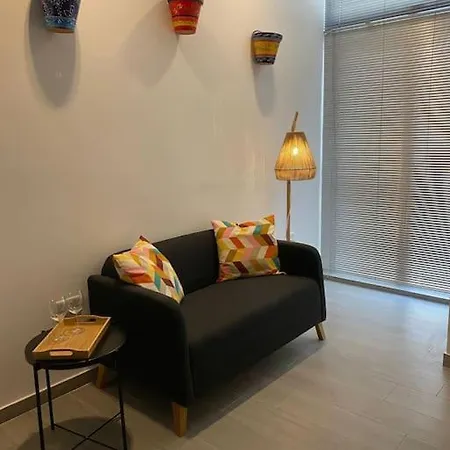 Апартаменты Nina, A Centrally Located Summery Gzira